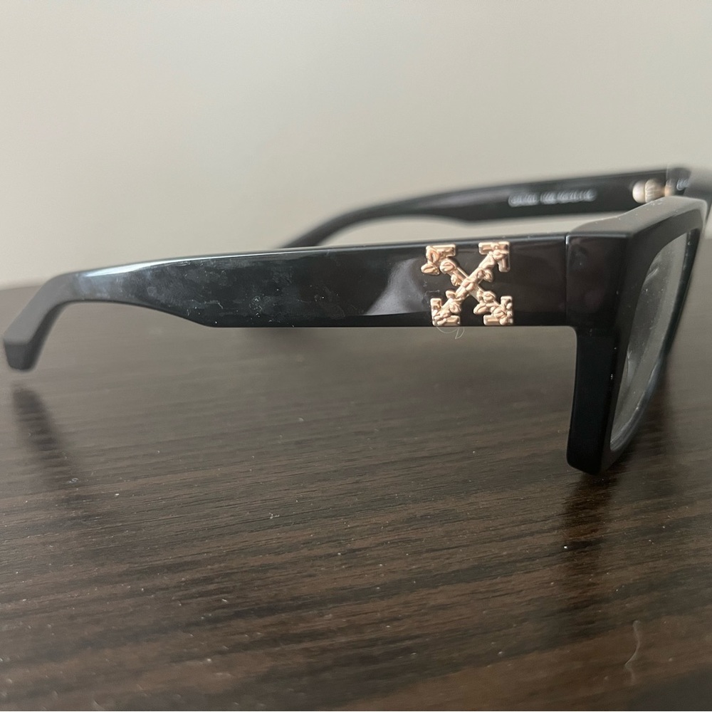 OFF-WHITE glasses - Picture 3 of 3